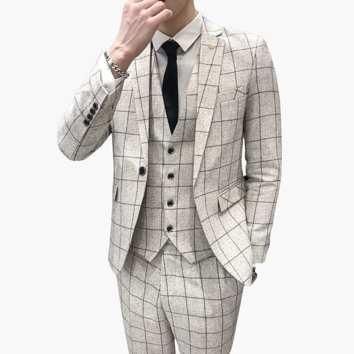 ERIC | Stylish Tailored Fit Men’s 3-Piece Suit for Weddings and Special Events