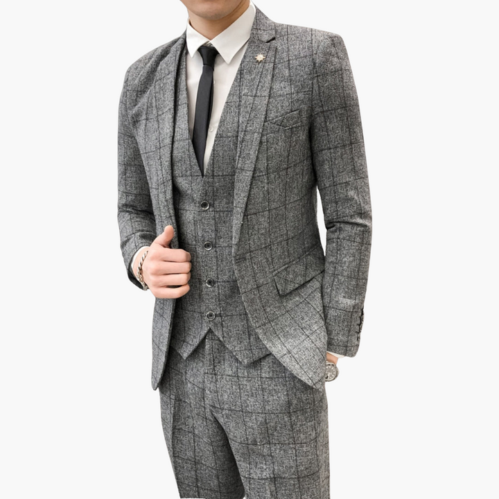 ERIC | Stylish Tailored Fit Men’s 3-Piece Suit for Weddings and Special Events