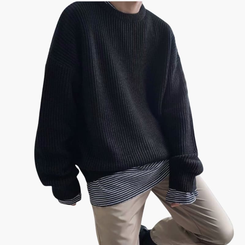 Men’s Knitted Sweater with Round Neck and Ribbed Surface