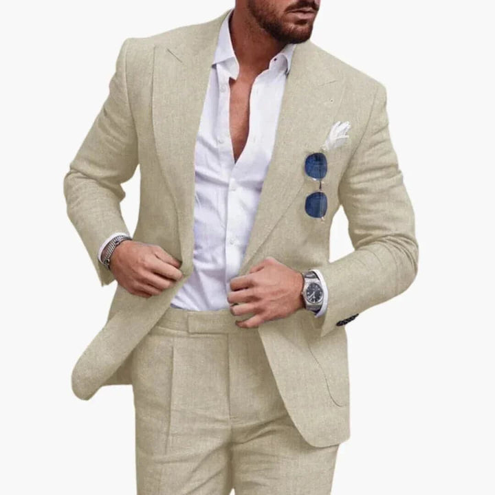 Men's Two-Piece Suit with Slim Fit and Structured Shoulders