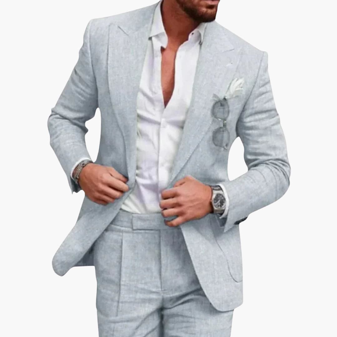 Men's Two-Piece Suit with Slim Fit and Structured Shoulders